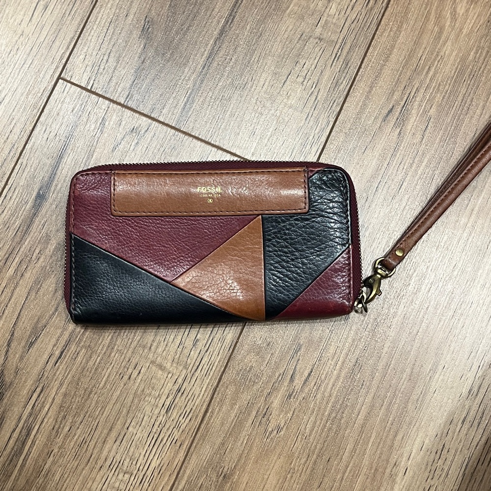 Fossil Tri-Color Leather Wristlet